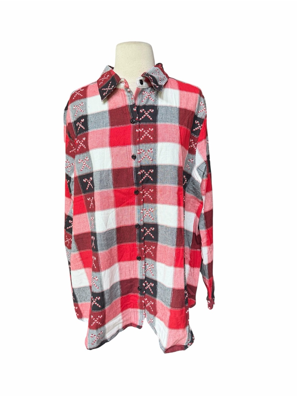 NWOT Country Store 95% Cotton/5% Metallic Candy Cane Christmas Button Down Shirt